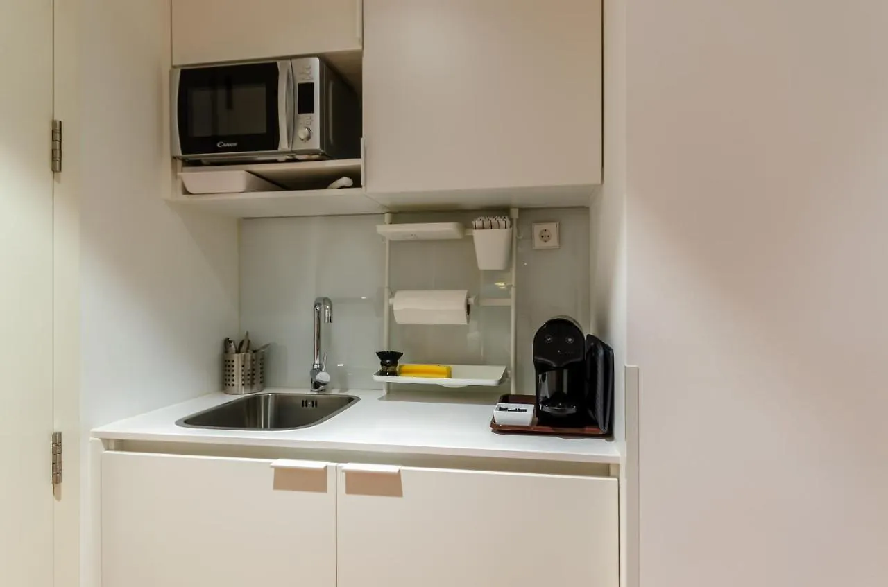 The 7 Hotel, Suites, Studios & Apartments Lissabon 3*,  Portugal