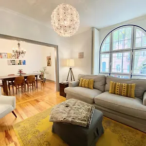 Luxury Vintage With The Comforts Of At The Centre, Next To Marquês De Pombal Lisboa