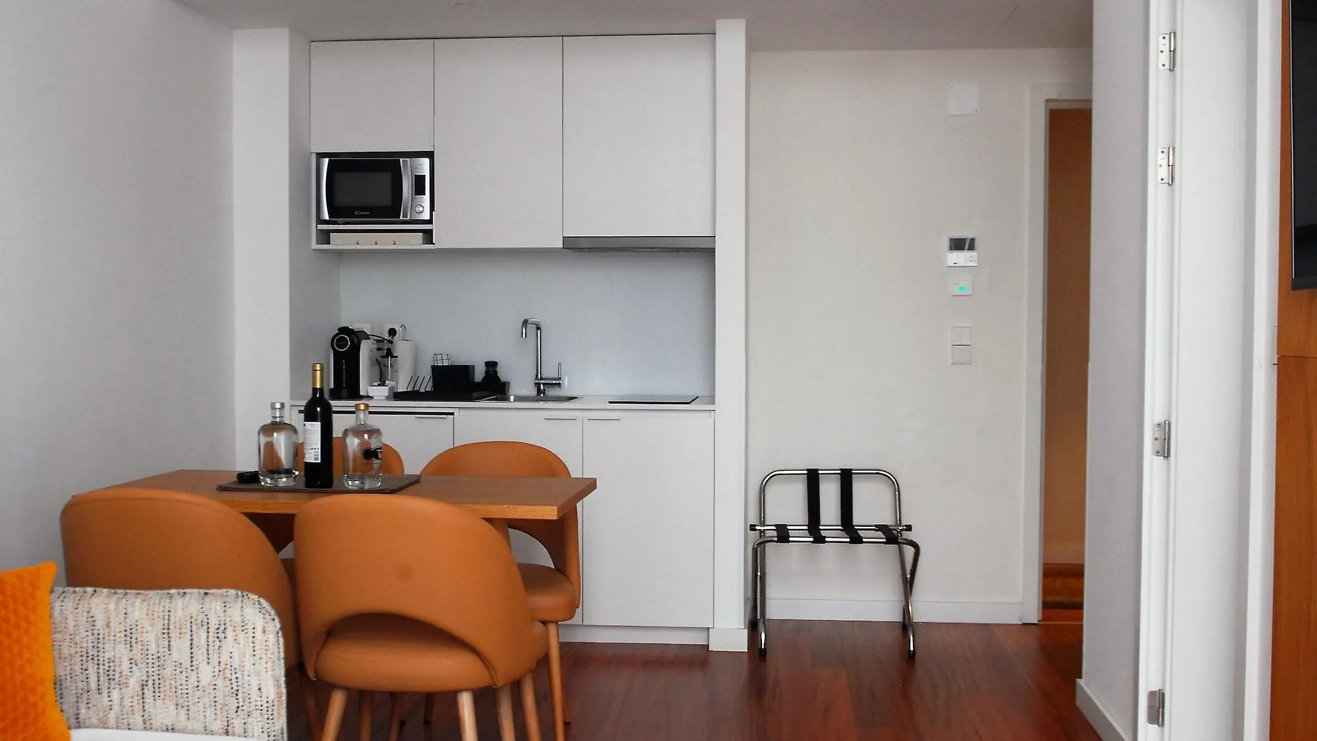 *** Otel The 7 Hotel, Suites, Studios & Apartments Lisboa Portekiz